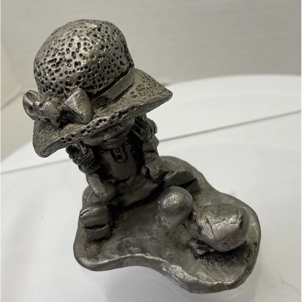 1975 Michael‎ Ricker Pewter Signed Figurine of Girl with Big Hat and Little Duck